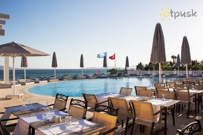 Фото отеля Charm Beach Hotel 4* Бодрум Турция экстерьер и бассейны