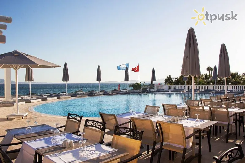 Фото отеля Charm Beach Hotel 4* Бодрум Туреччина екстер'єр та басейни