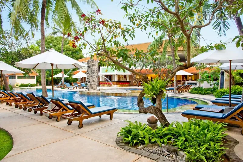 Фото отеля Bali Rani Hotel 4* Кута (о. Бали) Индонезия экстерьер и бассейны