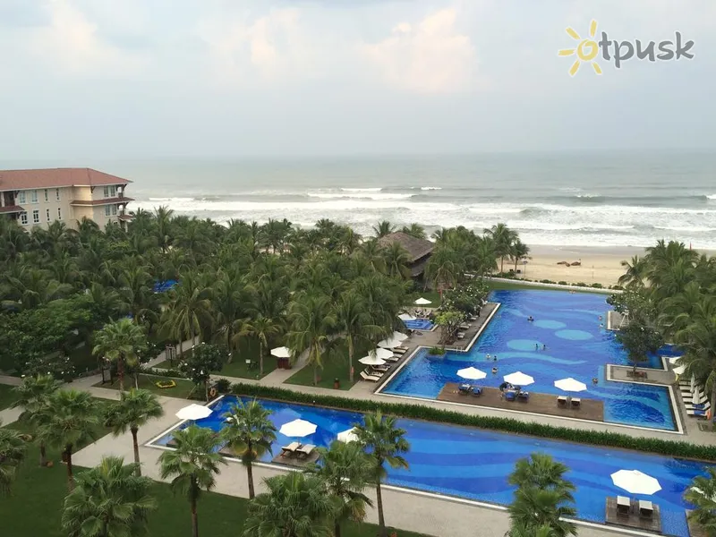Фото отеля Vinpearl Da Nang Resort & Villas 5* Дананг Вьетнам экстерьер и бассейны