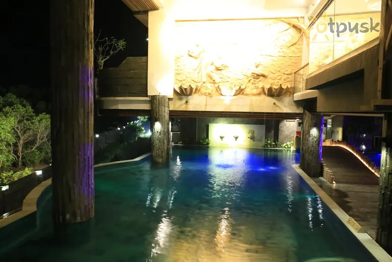 Фото отеля The Crystal Luxury Bay Resort 5* Nusa Dua (Bali) Indonēzija ārpuse un baseini
