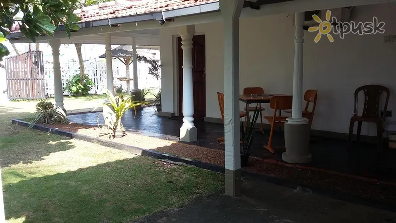 Фото отеля The Griffins Villa 2* Hikaduva Šrilanka ārpuse un baseini
