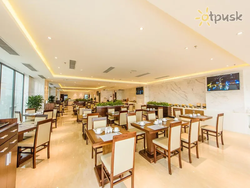 Фото отеля Adamo Hotel 4* Дананг В'єтнам бари та ресторани