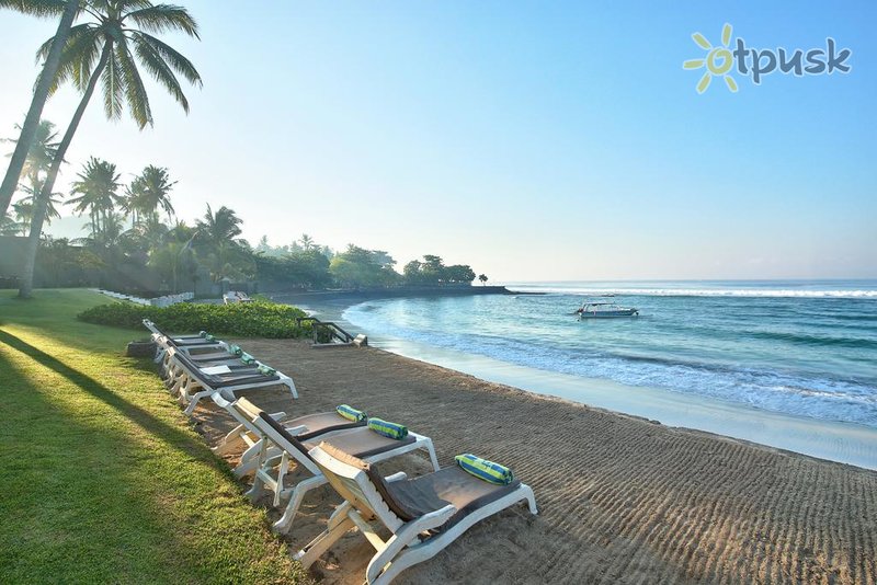 Фото отеля Candi Beach Resort & Spa 4* Чандидаса (о. Бали) Индонезия пляж