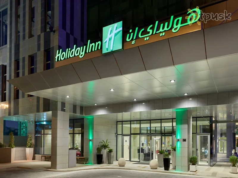 Фото отеля Holiday Inn Doha - The Business Park 4* Доха Катар екстер'єр та басейни