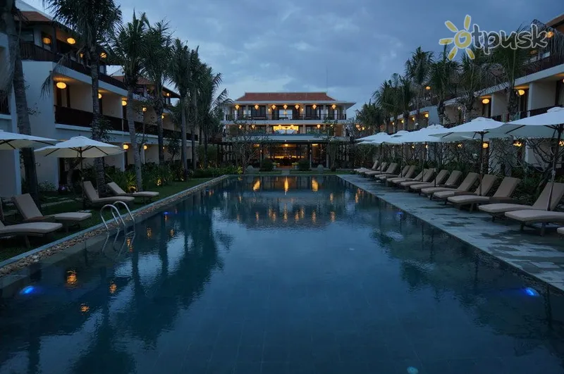 Фото отеля Vinh Hung Emerald Resort 3* Хой Ан Вьетнам экстерьер и бассейны