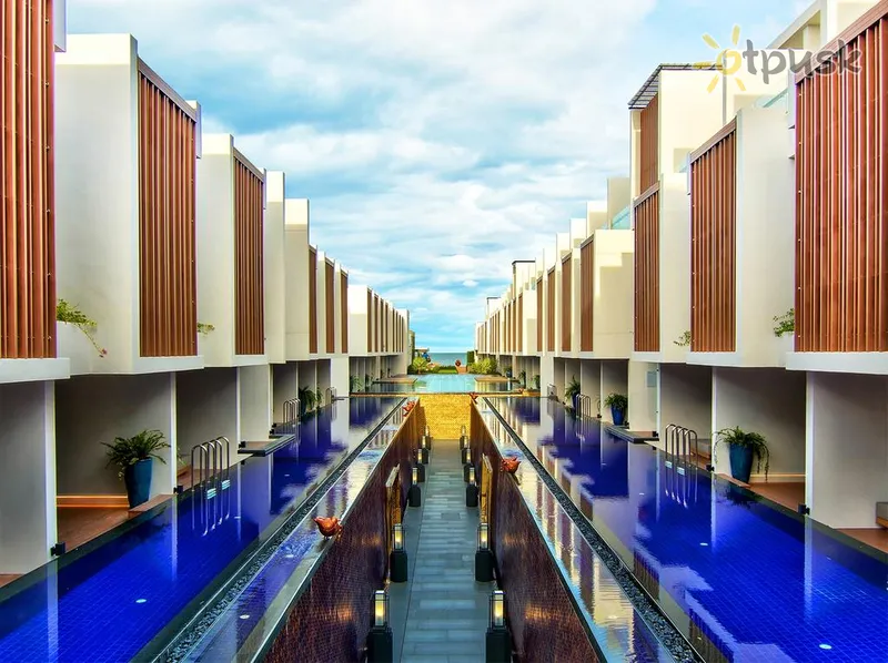 Фото отеля Radisson Blue Resort Hua Hin 5* Ча-Ам & Хуа Хін Таїланд екстер'єр та басейни