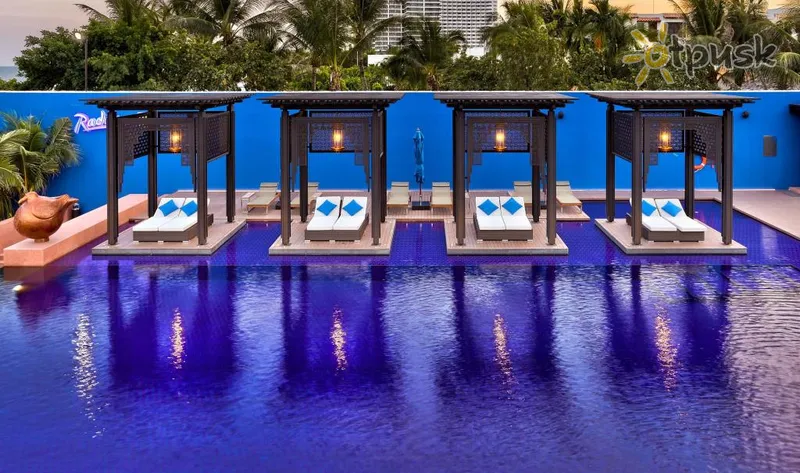 Фото отеля Radisson Blue Resort Hua Hin 5* Ча-Ам & Хуа Хін Таїланд екстер'єр та басейни