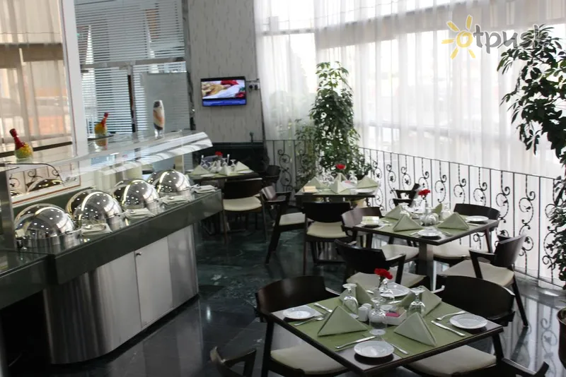 Фото отеля Al Diar Dana Hotel 2* Абу Дабі ОАЕ бари та ресторани