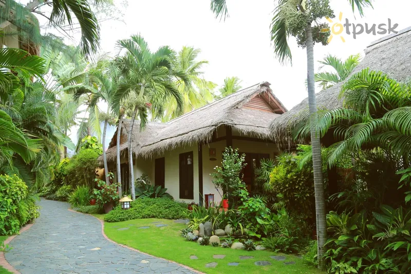 Фото отеля Bamboo Village Beach Resort & Spa 4* Phan Thiet Vietnamas išorė ir baseinai