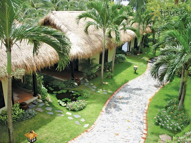 Фото отеля Bamboo Village Beach Resort & Spa 4* Phan Thiet Vietnamas išorė ir baseinai