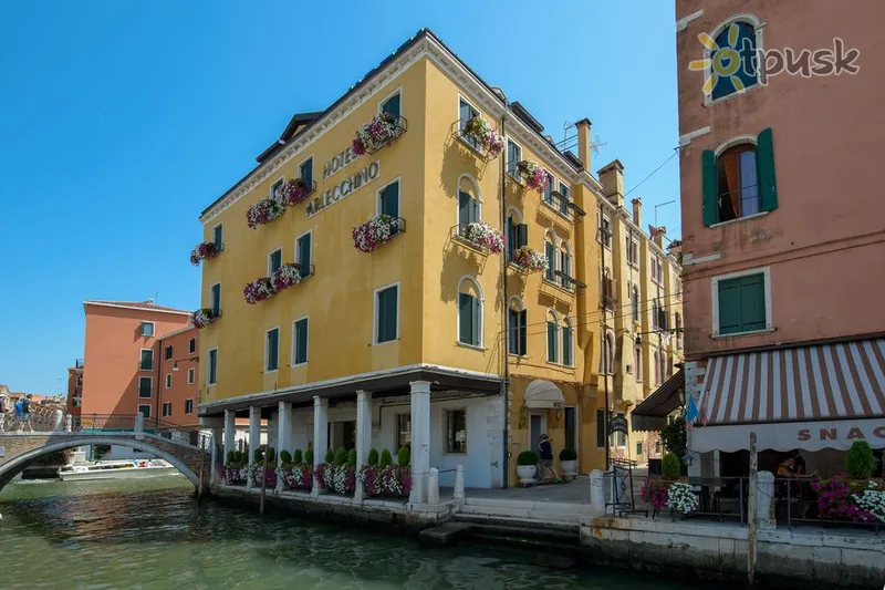 Фото отеля Arlecchino Hotel 3* Venecija Italija išorė ir baseinai