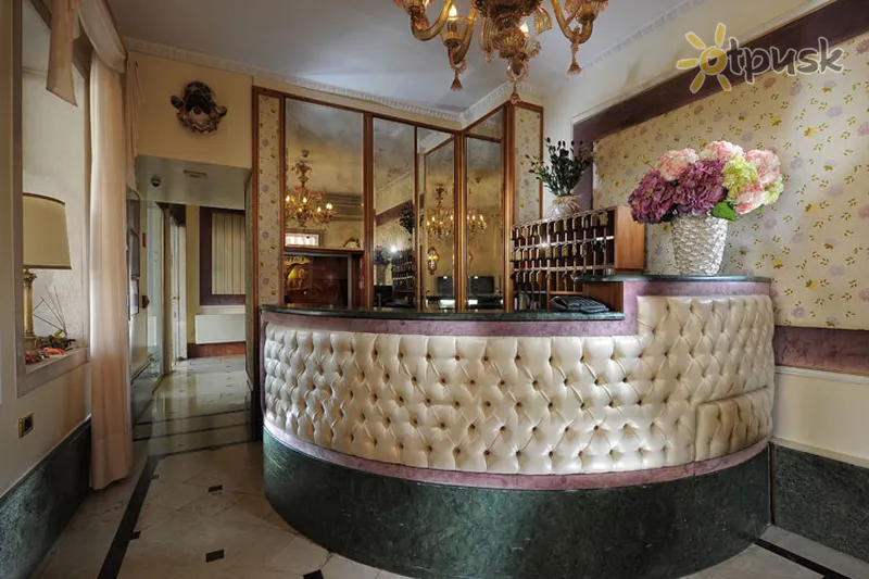 Фото отеля Arlecchino Hotel 3* Venecija Italija fojė ir interjeras