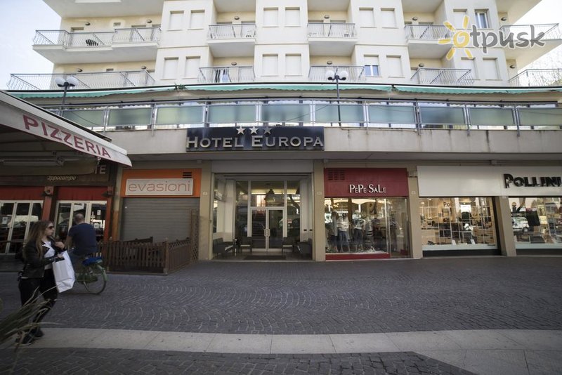 Фото отеля Europa Hotel 3* Римини Италия экстерьер и бассейны