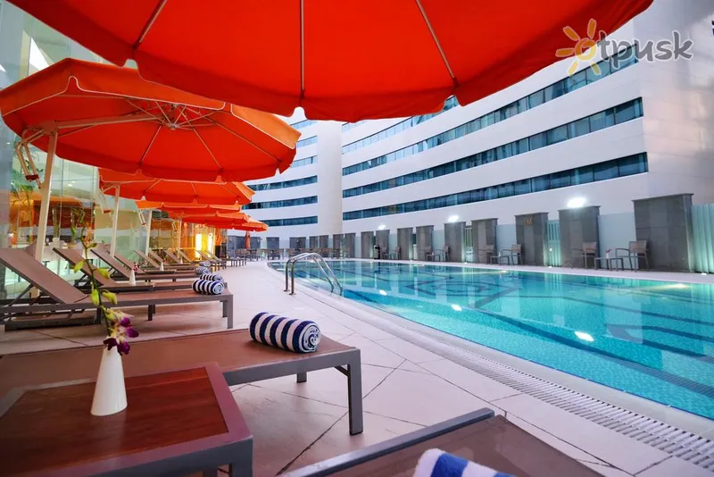 Фото отеля Holiday Villa Hotel Doha 3* Доха Катар екстер'єр та басейни