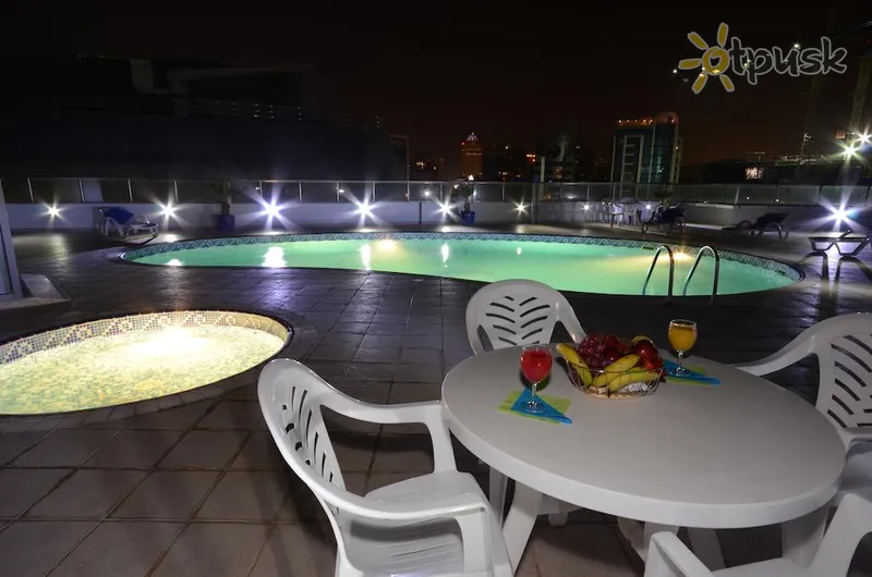 Фото отеля Al Waleed Palace Hotel Apartments Al Barsha 3* Dubaija AAE ārpuse un baseini