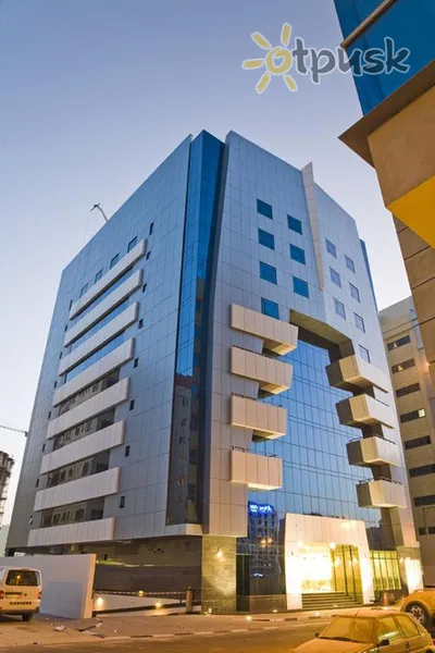 Фото отеля Avari Hotel Apartments Al Barsha 3* Dubaija AAE ārpuse un baseini