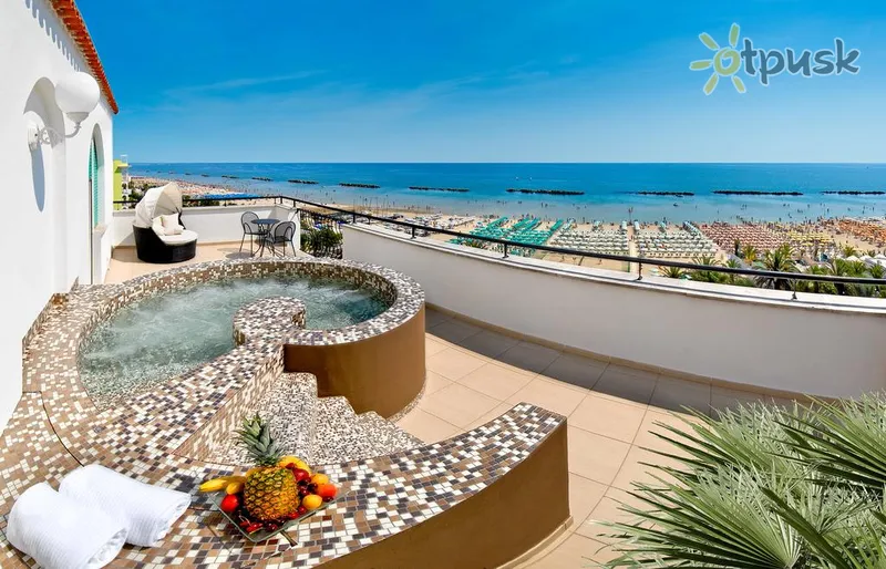 Фото отеля Grand Excelsior Hotel 4* Асколі-Пічено Італія екстер'єр та басейни
