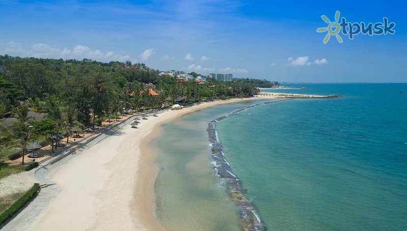 Фото отеля Victoria Phan Thiet Beach Resort & Spa 4* Фантьет Вьетнам пляж