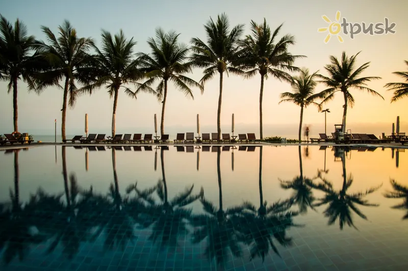 Фото отеля Victoria Hoi An Beach Resort & Spa 4* Хой Ан Вьетнам экстерьер и бассейны
