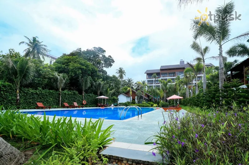 Фото отеля Tropicana Resort Phu Quoc 3* о. Фукуок Вьетнам экстерьер и бассейны