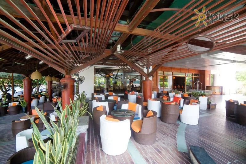 Фото отеля The Light Hotel & Resort 3* Nha Trang Vjetnama bāri un restorāni