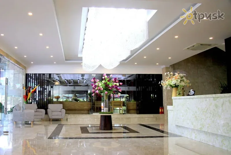 Фото отеля The Light Hotel & Resort 3* Нячанг В'єтнам лобі та інтер'єр