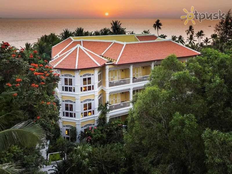 Фото отеля La Veranda Resort Phu Quoc 5* о. Фукуок В'єтнам екстер'єр та басейни