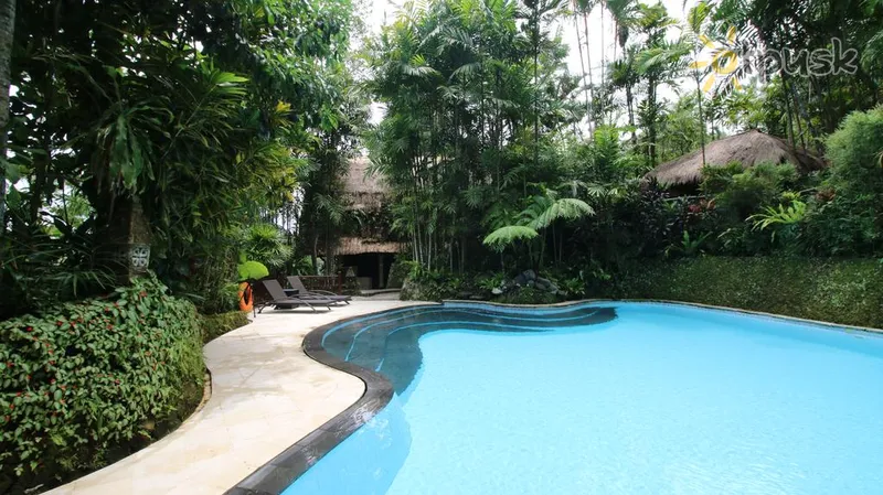 Фото отеля Kupu Kupu Barong Villas & Tree Spa by L’Occitane 5* Убуд (о. Бали) Индонезия экстерьер и бассейны