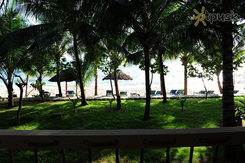 Фото отеля L'Azure Resort & Spa 4* о. Фукуок Вьетнам пляж