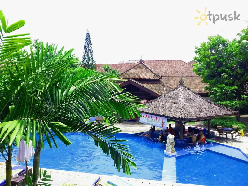 Фото отеля Legian Paradiso Hotel 3* Кута (о. Балі) Індонезія екстер'єр та басейни