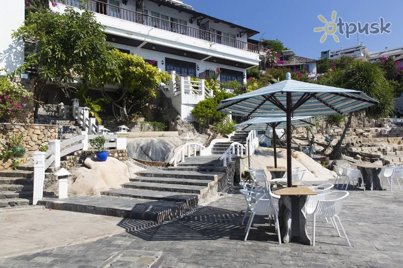 Фото отеля Rock Water Bay Resort 3* Фантьет Вьетнам экстерьер и бассейны