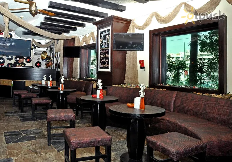 Фото отеля Ascot Hotel 4* Дубай ОАЭ бары и рестораны