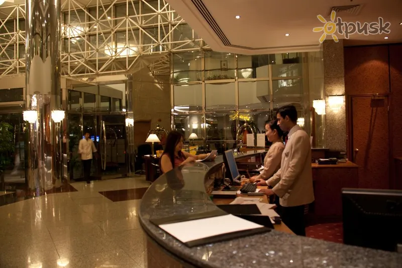 Фото отеля Avari Dubai 4* Dubajus JAE fojė ir interjeras