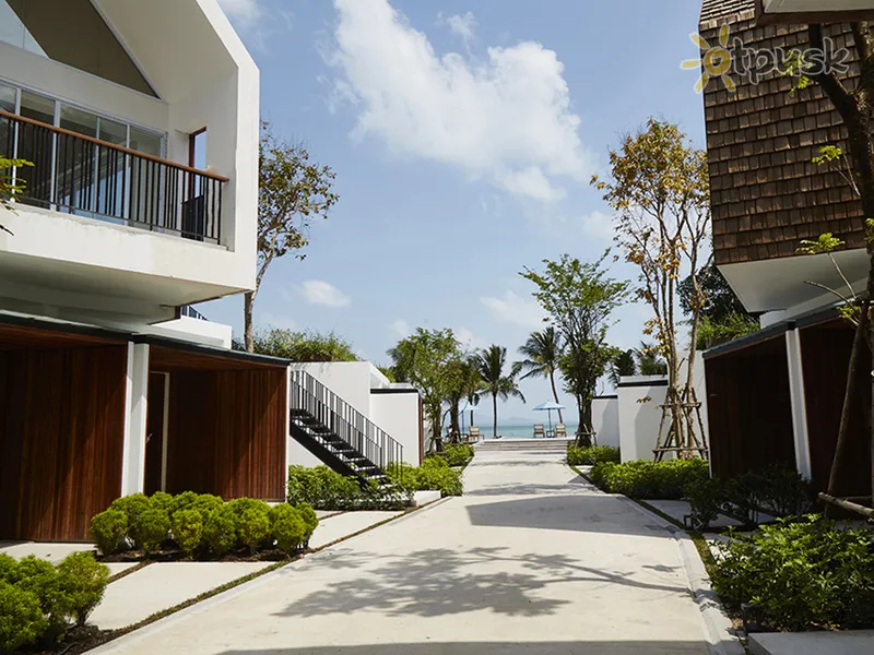 Фото отеля Celes Beachfront Resort 4* о. Самуї Таїланд екстер'єр та басейни