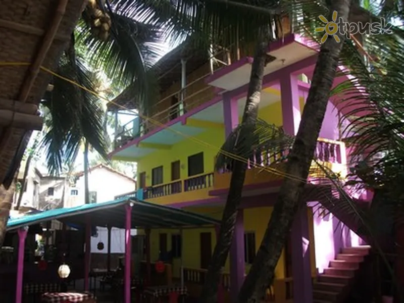 Фото отеля Est Hem Guest House 2* Šiaurės Goa Indija išorė ir baseinai