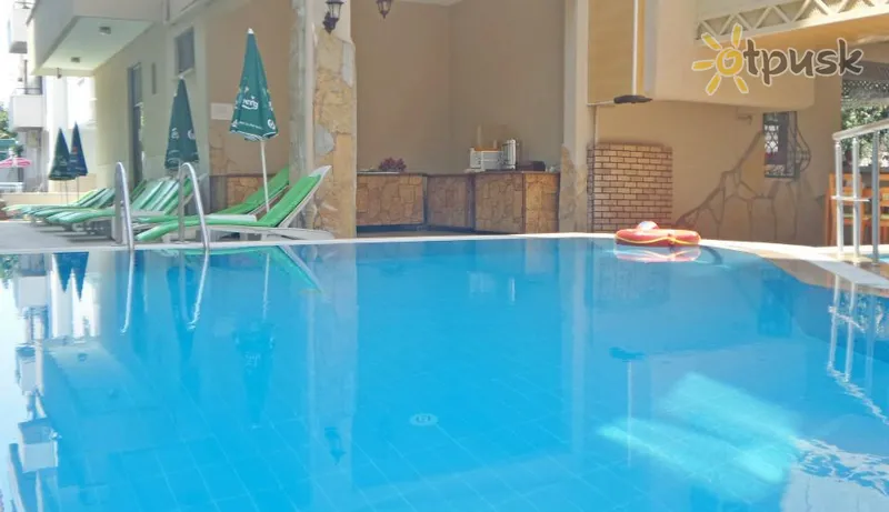 Фото отеля Kleopatra Carina Hotel 2* Аланія Туреччина екстер'єр та басейни