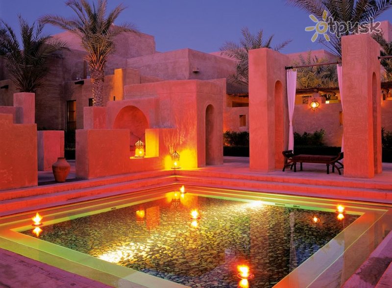 Фото отеля Bab Al Shams Desert Resort & Spa 5* Дубай ОАЭ экстерьер и бассейны
