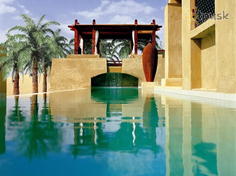 Фото отеля Bab Al Shams Desert Resort & Spa 5* Dubajus JAE išorė ir baseinai