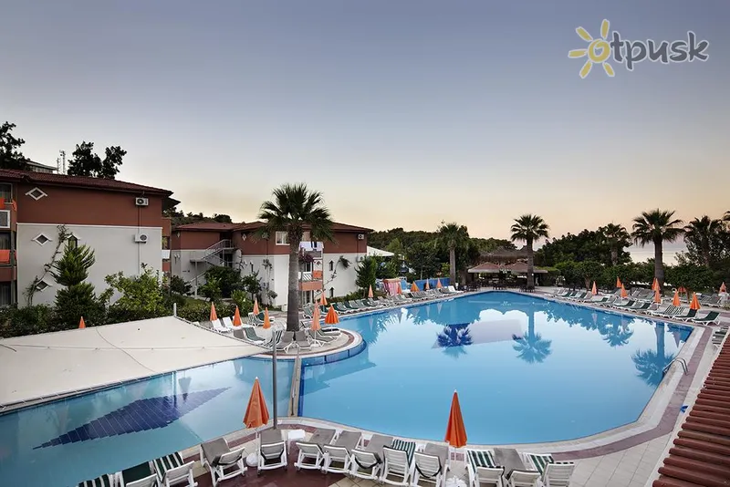 Фото отеля Justiniano Club Alanya 4* Alanija Turkija išorė ir baseinai