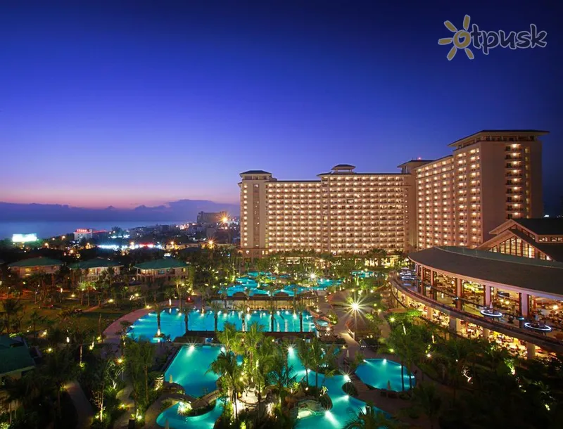 Фото отеля Howard Johnson Resort Sanya Bay 5* par. Hainana Ķīna ārpuse un baseini