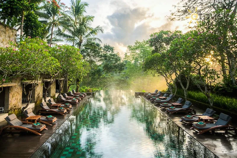 Фото отеля Maya Ubud Resort & Spa 5* Убуд (о. Бали) Индонезия экстерьер и бассейны