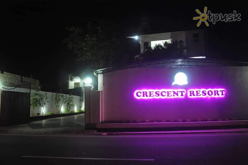 Фото отеля Crescent Resort 3* Унаватуна Шри-Ланка экстерьер и бассейны