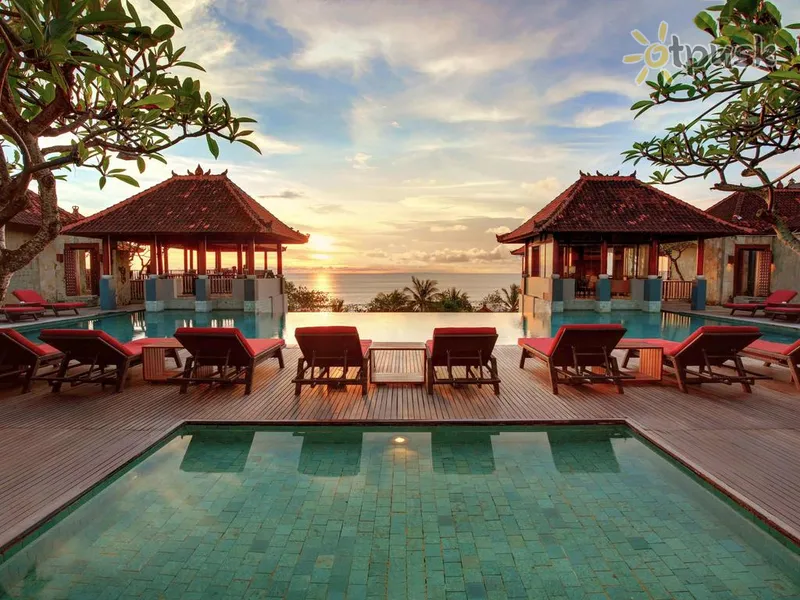 Фото отеля Mercure Kuta Beach Bali 4* Kuta (Bali) Indonēzija ārpuse un baseini