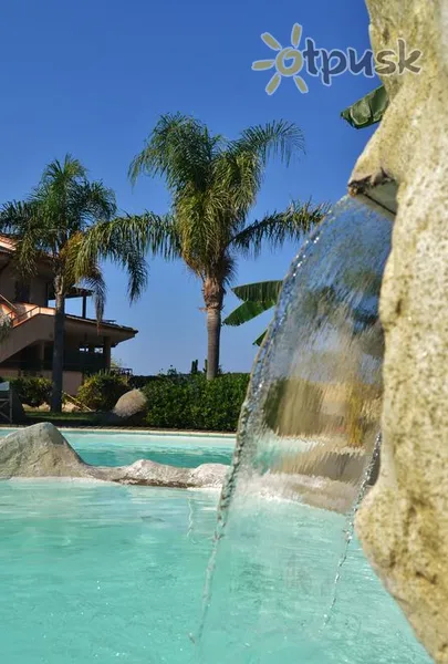 Фото отеля L' Arcobaleno Resort 3* Калабрія Італія екстер'єр та басейни