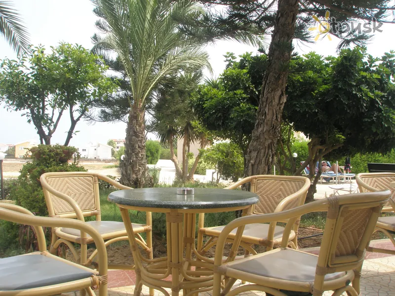 Фото отеля Debbie Xenia Hotel Apartments 3* Протарас Кіпр бари та ресторани