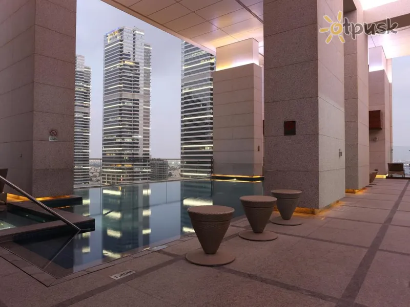 Фото отеля Voco Bonnington Dubai 5* Дубай ОАЕ екстер'єр та басейни
