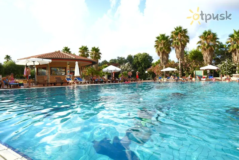 Фото отеля Sciabache Residence 3* Калабрія Італія екстер'єр та басейни