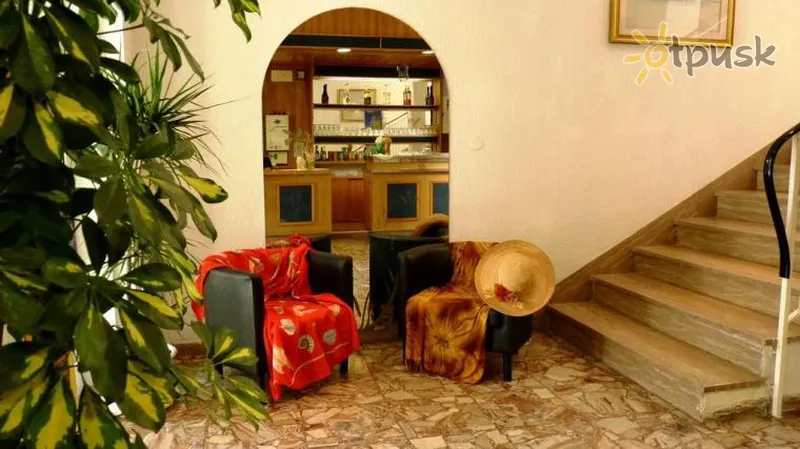 Фото отеля Del Bagnino Villa 2* Rimini Itālija bāri un restorāni