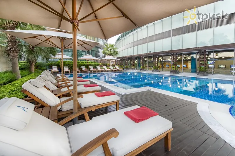 Фото отеля BurJuman Arjaan 4* Дубай ОАЕ екстер'єр та басейни